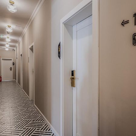 Timeless Boutique Suites By Bqa بودابست المظهر الخارجي الصورة