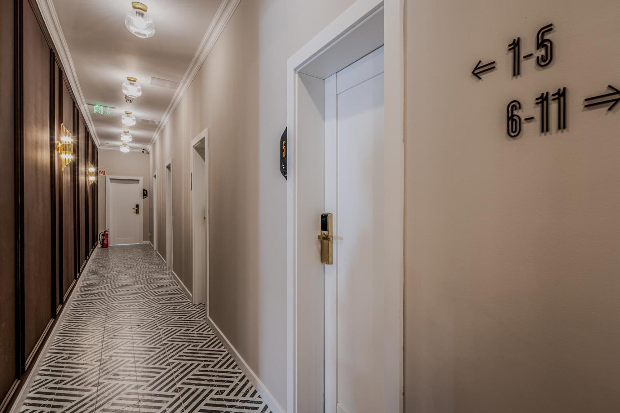 Timeless Boutique Suites By Bqa بودابست المظهر الخارجي الصورة