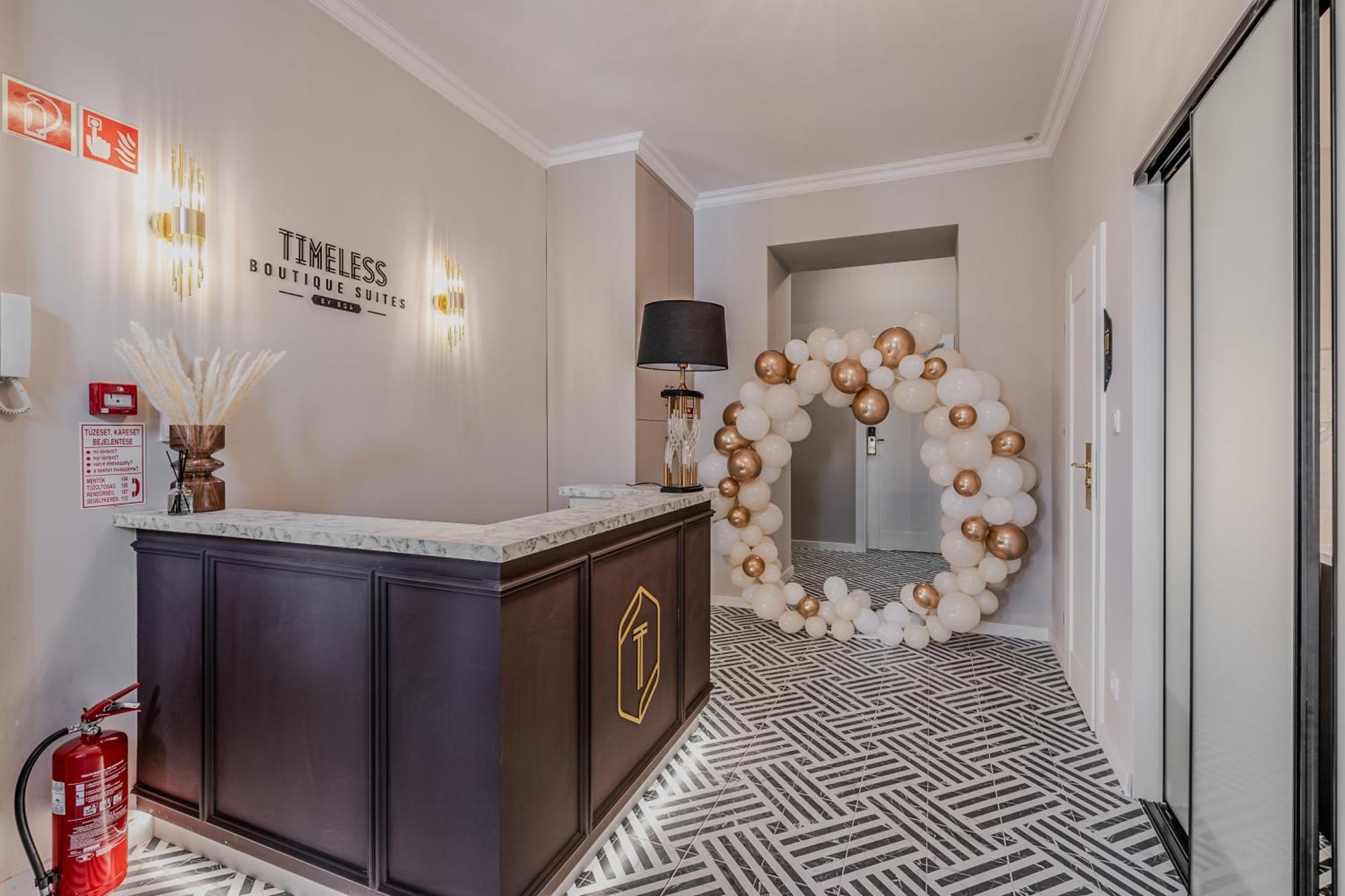 Timeless Boutique Suites By Bqa بودابست المظهر الخارجي الصورة